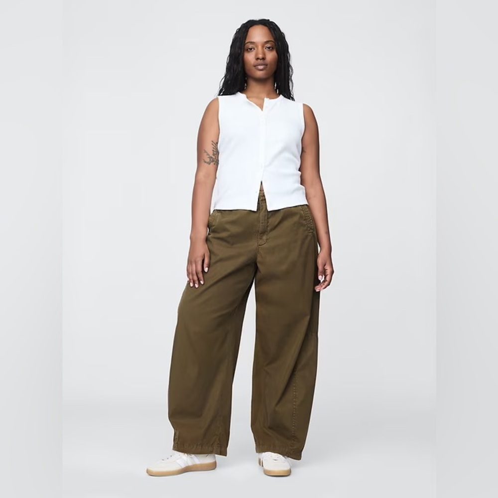 NWT! GAP Bracken Olive Green Mid Rise Barrel Parachute Pants - 771394 🩷 - Picture 4 of 6